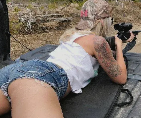 Seksi Lemland